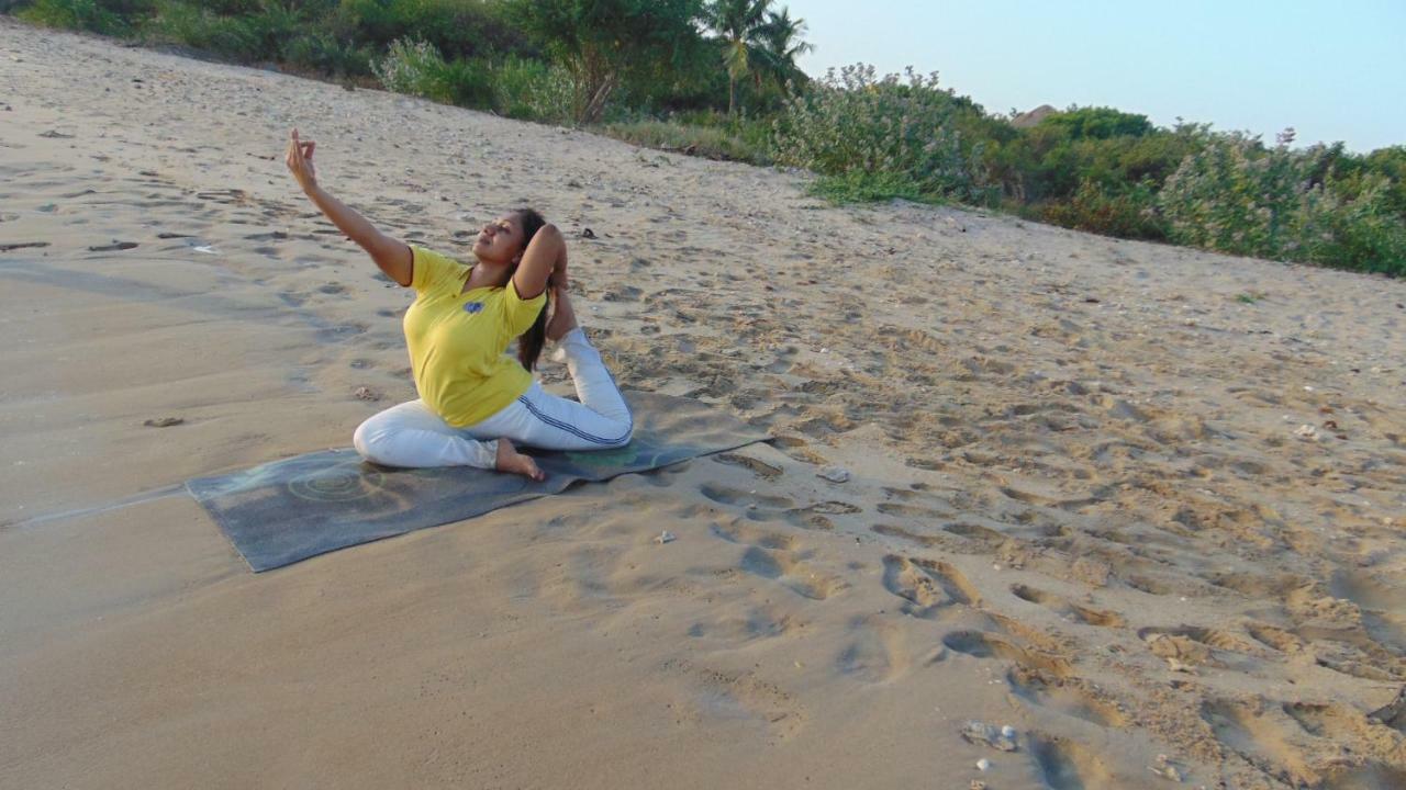 Giman Free Beach Resort Passikudah Bagian luar foto