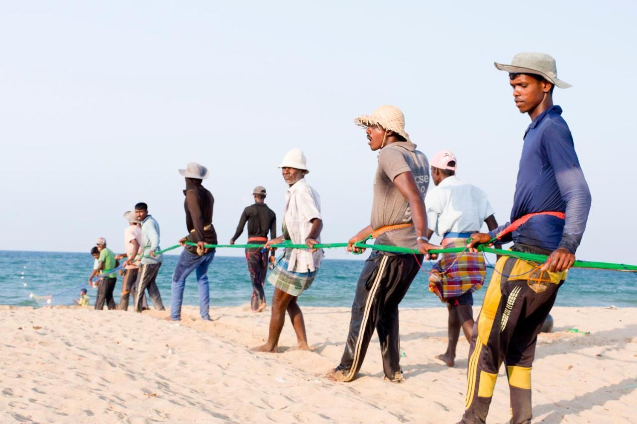 Giman Free Beach Resort Passikudah Bagian luar foto